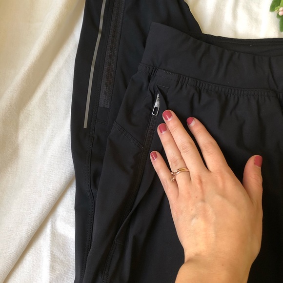 •••sold••• lululemon | men’s surge jogger 29” black with hem zippers medium - Picture 7 of 16